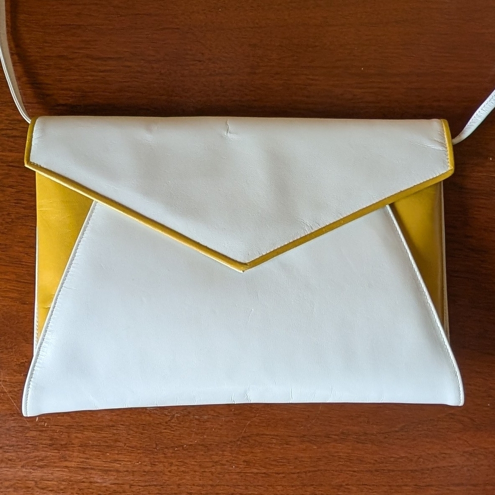 Vintage Zenith White and Yellow Women's Envelope Shoulder Bag with Original Tag
